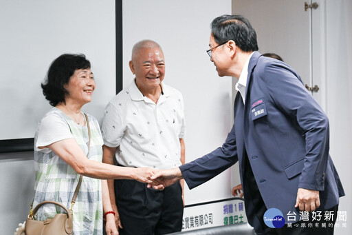 億企實業公司捐贈復康巴士 張善政：感謝善舉提升無障礙服務量能