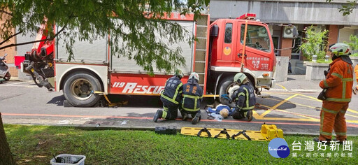 模擬大貨車事故實戰救援 桃園消防局提升交通應變能力