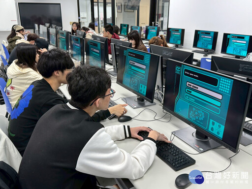 元智中語系深化AI人文教育 五洲製藥贊助獎學金助力優秀學子