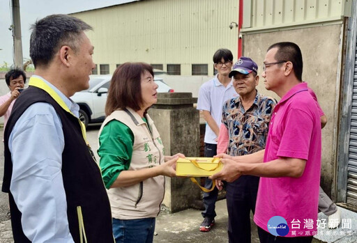 南市環保局清潔隊員執勤被毆傷 黃偉哲夫人前往探視慰問