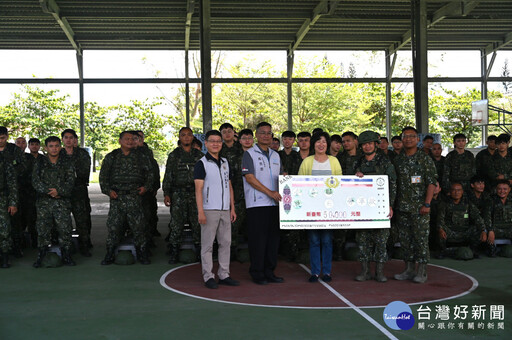 關懷後備軍人教召訓練 饒慶鈴前往太平營區勞軍