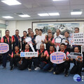 泡麵土地公石龍宮福德會慨捐3交通車 擴大服務弱勢推廣食農教育