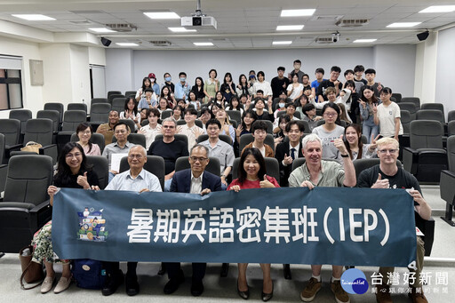 弘光科大暑期英語密集班結訓 58位學生多益英檢平均進步76分