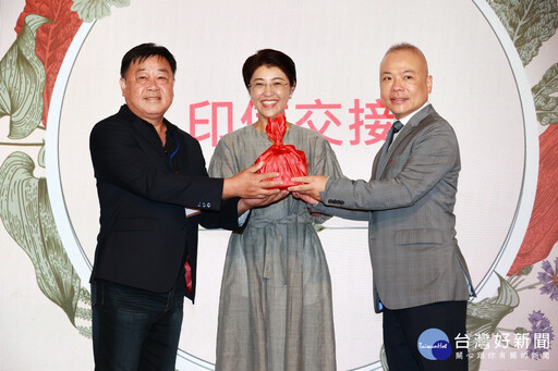 投縣觀光工廠協會理事長交接 許淑華直言當觀光產業後盾