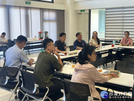 臺東縣召開「向海致敬」第三季跨平台會議 推動海岸清潔與漂流木再利用