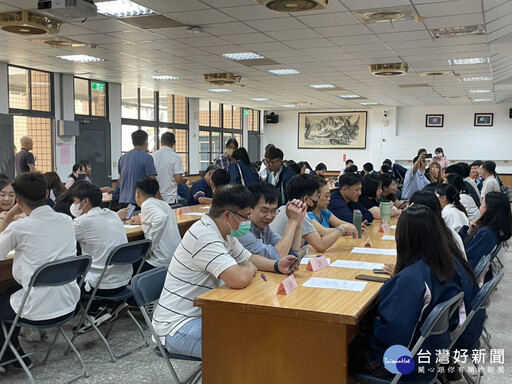 致用高中深耕僑教 協助僑生圓夢