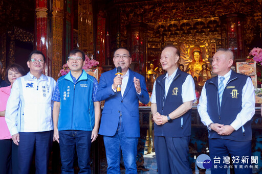 艋舺龍山寺捐新北消防救援裝備 侯友宜感謝守護救災安全