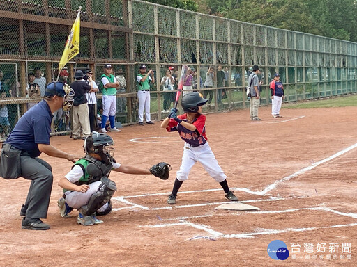 棒壇傳奇化身少棒教練 偏鄉公益賽燃起孩子棒球夢