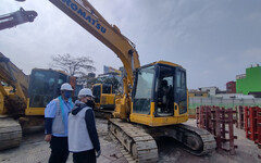 竹市營建業者守護好空氣 施工機具取得清潔排放自主管理標章