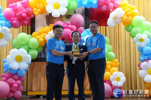 彰商校友回娘家 齊聚雲崗慶團圓