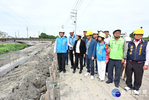 王惠美勘查清水溪正義橋坍塌現場 縣府投入3,842萬加速修復