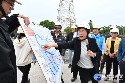 王惠美勘查清水溪正義橋坍塌現場 縣府投入3,842萬加速修復
