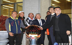 真光照耀希望永在 長榮大學校園充滿濃濃的聖誕節氣氛