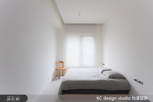 14坪純白色療癒小宅，以減法設計融入隱形收納+特色軟裝！