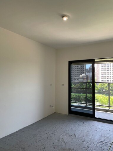 一窺內斂成熟的美式魅力!微調46坪新成屋格局,實現舒適的熟齡退休宅