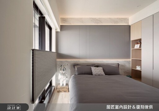 系統板材玩出裝修新高度!窗邊臥榻結合特色收納、備餐櫃與廚具完美整合,連小房間也能發揮絕佳坪效