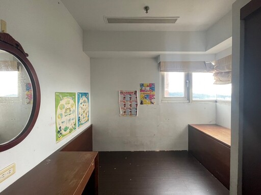 老屋改造換上清新剪裁!天地壁重整打好住宅基底,重塑格局與隱藏設計開啟長型屋 100% 潛力