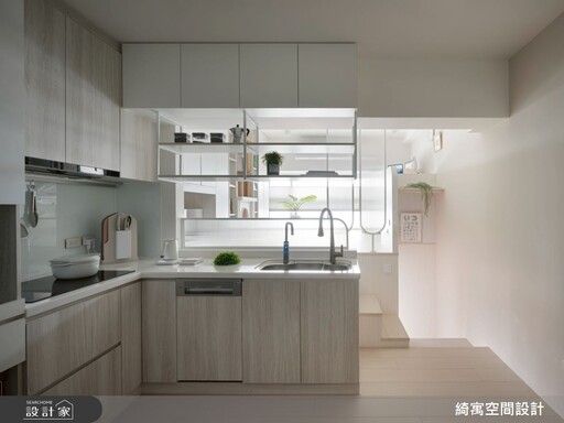 從《霍爾的移動城堡》取材!台北市8坪小宅老屋翻新卡西法壁爐與貓咪專屬煙囪道