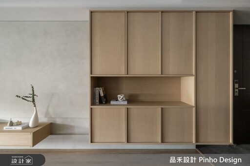 一人一貓入住擁有柔和光感的38坪侘寂宅,單身生活也能如此有溫度!