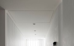 〔開箱影片〕25.5坪北歐風單身宅，一日衣櫃 + 開放式中島 + 全熱交換設備，老屋翻新收納機能全滿足~