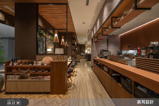 《武蔵野森珈琲Diner》森林系小木屋風設計，享受來自日本的療癒用餐時光