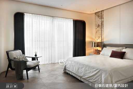 從毛胚到藝術，讓光影與工藝的對話！玄關優雅迎賓、透光奢石過道，打造承載情感的精緻豪邸