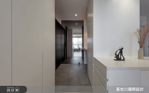 新竹室內設計爆紅推薦|20坪3房純白美宅,光影迷人+流暢動線收納,實現靜謐生活