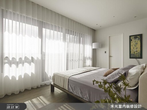 38 坪簡約風的內觀秘境宅！雙門設計隱藏專屬瑜珈空間，自由動線專為心靈療癒而生