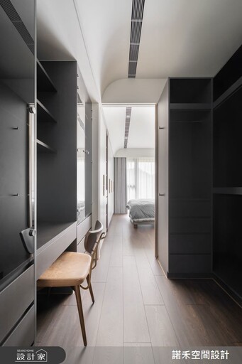以黑白灰築一座都市深處的森林!36坪新成屋化山景為設計元素,勾勒恰到好處的生活景致