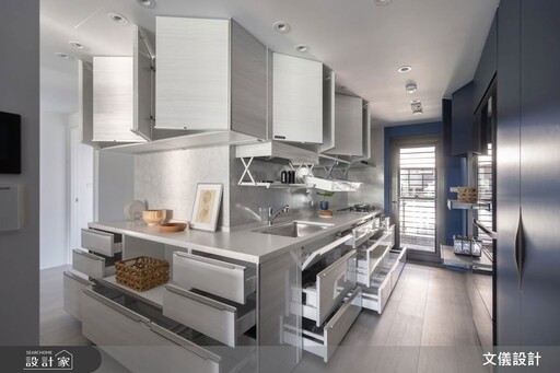 將海港城市浪漫融入家的設計！日式廚具將飲食文化變成凝聚家的重心，3+1 房格局打造一家人的療癒港灣