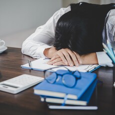 遇到職場低潮怎麼辦？八大正能量心法讓妳重新燃起鬥志