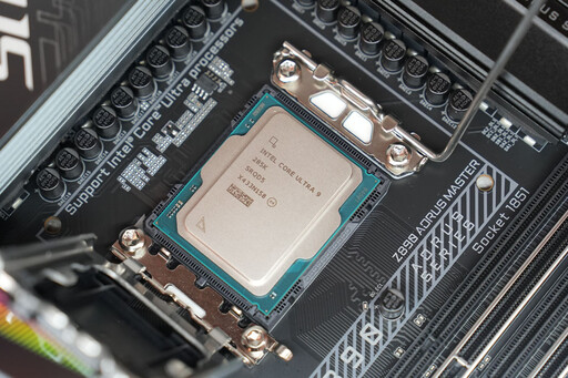 技嘉 Z890 AORUS MASTER 主機板開箱+Intel Core Ultra 9 285K評測分享：超多DIY友善設計且用料扎實效能突出！