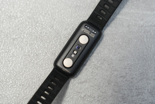 華碩VivoWatch 6 AERO健康手環開箱使用分享：能即時量測血壓！