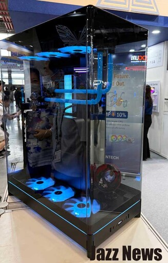 MONTECH君主COMPUTEX 2025巡禮：最友善聰明設計的機殼都在這！新款風扇電供也都吸睛