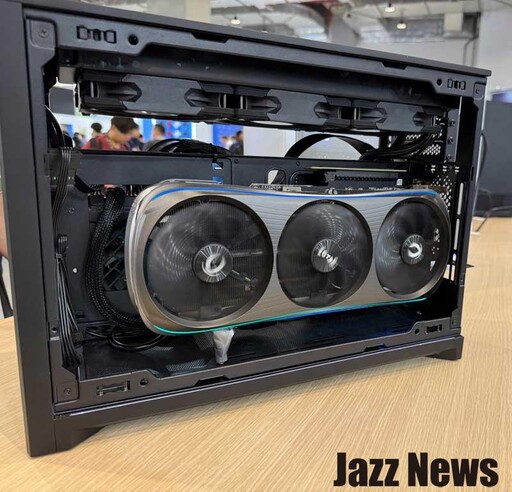 MONTECH君主COMPUTEX 2025巡禮：最友善聰明設計的機殼都在這！新款風扇電供也都吸睛