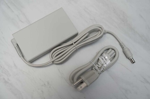 ASUS NUC 15 Pro+開箱評測分享：迷你電腦也能有強悍的AI效能與極致的擴充能力！