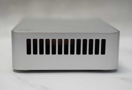 ASUS NUC 15 Pro+開箱評測分享：迷你電腦也能有強悍的AI效能與極致的擴充能力！