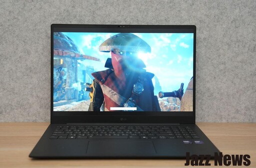 LG gram Pro 16吋極致輕薄AI筆電開箱評測：搭載Intel Ultra 9強大效能與AI功能令人驚艷！螢幕與鍵盤舒適度超加分