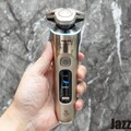 父親節必買！飛利浦全新XP9000系列旗艦智慧電鬍刀開箱分享：超服貼舒適奢華！還有無線充電滅菌清洗等功能