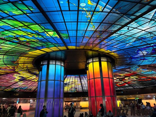 iPhone 17相機功能與拍照錄影實測分享：是今年最超值推薦買的 iPhone 新機