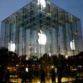 亞馬遜教的！傳聞蘋果準備提高iPhone 17售價 但不敢將漲價原因歸咎「這件事」