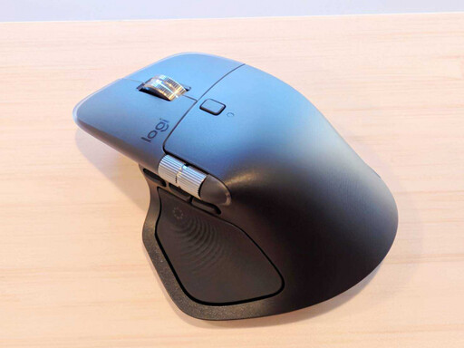 商務人士必備神器！ 羅技MX Master 4「Actions Ring」把快捷功能按進滑鼠裡