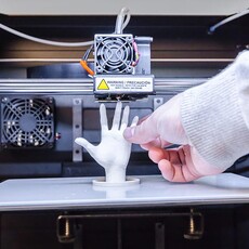 英國擬以AI與3D列印加速終結動物實驗