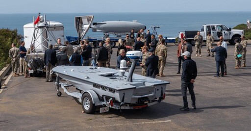 美國海軍「地獄獵犬」 無人水面艦艇時代來臨