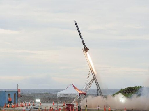 陽明交大「Asfaloth火箭」發射成功 5秒推進至3000公尺高空