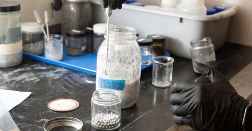 利用鋁罐海水和咖啡因 麻省理工創新氫燃料生成技術