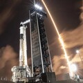 SpaceX好猛65分鐘內連發2枚獵鷹9號火箭