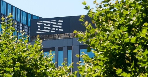 IBM《2025年五大趨勢》報告：全球近半數企業藉AI優化、推動產品創新