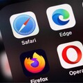 蘋果Safari擬結合AI推新搜尋引擎 Google股價重挫7.3%