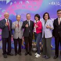 政大98校慶登場 趨勢科技執行長、馨昌董座等傑出校友回娘家